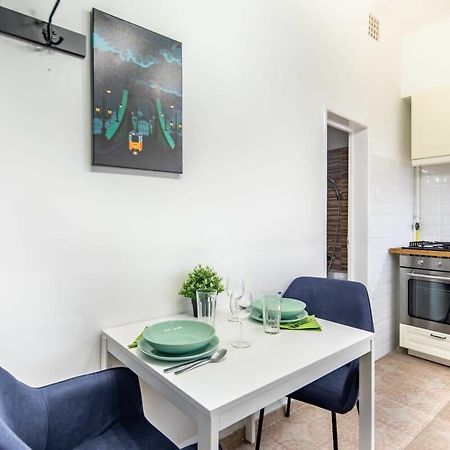 Convenient Apartment At Gastro Driven Location Budapest Exteriör bild