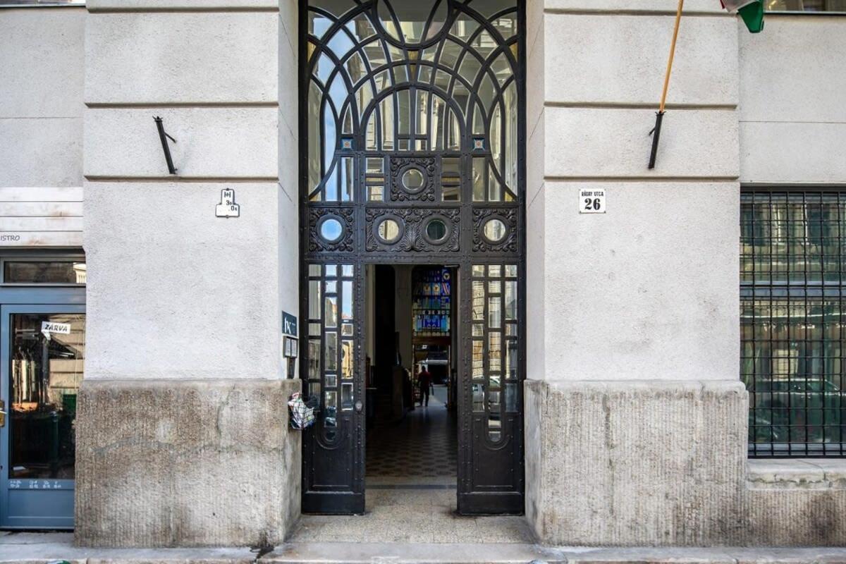 Convenient Apartment At Gastro Driven Location Budapest Exteriör bild